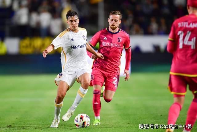 孙铭徽13+15赵岩昊35分广厦胜山西 门罗26+15